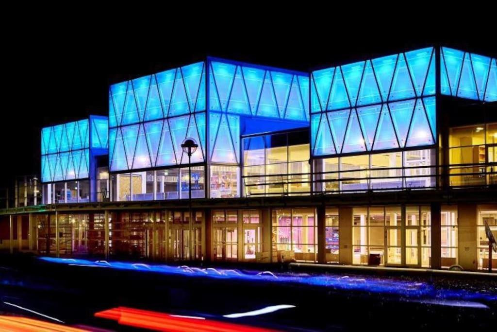 170 M2 Stort Hus Taet Pa Centrum, Mch Og Boxen Herning Ngoại thất bức ảnh